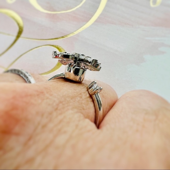 Windmill Fancy Fidget Spinner Crystal CZ Rotating Silver Ring Resizable - Picture 3 of 6